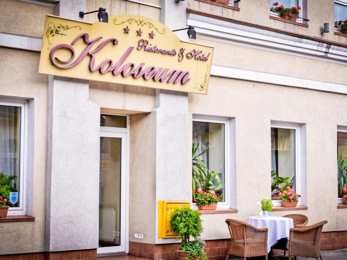 Hotel Koloseum Turek Exterior photo